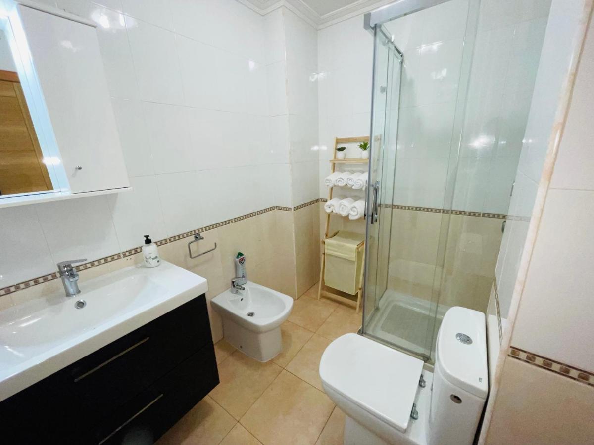 Alojamiento Rey Davina Apartment Вилагарсия де Ароуса Екстериор снимка