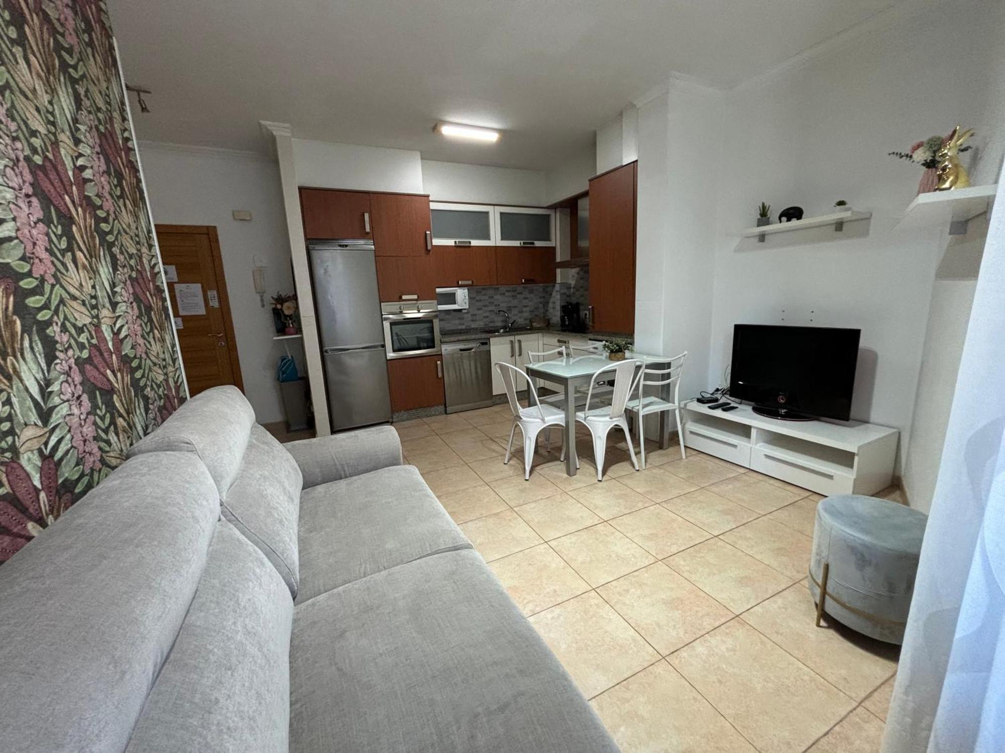 Alojamiento Rey Davina Apartment Вилагарсия де Ароуса Екстериор снимка